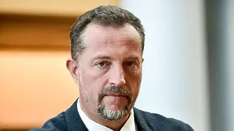 Евродепутат пред Дарик: Интересът към властта изтрива червените линии и увеличава шанса за кабинет