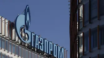 Politico: Вижда се краят на царуването на „Лукойл“ в България