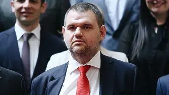 Васил Божков се прибира в България