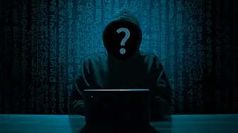 В тайни групи в “Телеграм” се разменят порнографски снимки и контакти на “лесни”  непълнолетни момичета