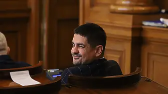 Тръгва делото за опит за принуда срещу Радостин Василев