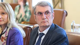 “Вие малоумни ли сте?! Заради вас това дете ще умре на масата“: Можеше ли Даная да бъде спасена