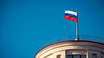 Латвия ще препоръча на хиляди руски граждани да напуснат страната
