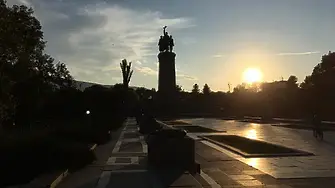 Четирима задържани за нападението над Паметника на Съветската армия