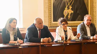 Бориславова: Заради Радев сглобихме редовен кабинет с най-големия си опонент