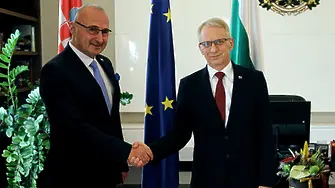 Фон дер Лайен в годишната си реч: Нека най-накрая да пуснем България и Румъния в Шенген