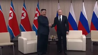 Путин и Ким Чен-ун се срещнаха на руския космодрум “Восточний”: Предстоят преговори между тях