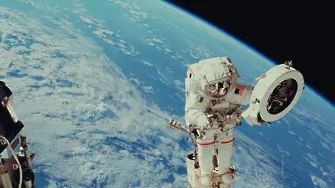 Космическият апарат на НАСА доставя най-голямата досега проба от астероид