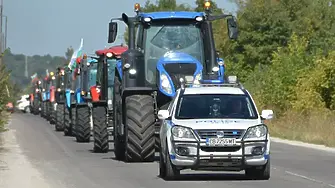 Земеделци протестират на възлови точки в цялата страна