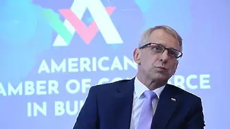 “Побързайте да се включите“: Фалшива реклама злоупотребява с образа на Румен Радев