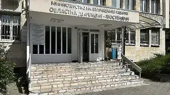 Турист едва оцеля, след като последва несъществуваща пътека в Google Maps