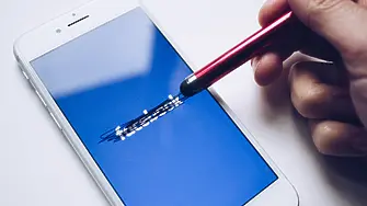 Самоубийства, депресии, отчаяние, гняв: Как смартфоните увреждат едно поколение