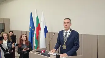 Какви са правомощията на кмета и какви - на общинския съвет