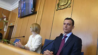 Грети Стефанова пред Дарик: Усеща се, че колегите от ГЕРБ-СДС все още не са свикнали с новата си роля в СОС