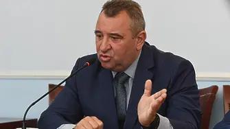Министър Хинков: Не правя циркове, върша си работата