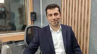 Петков и Борисов: Взехме решение да има пълна прозрачност по темата за потенциален купувач на „Лукойл“