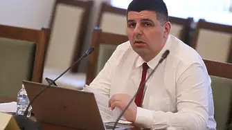 Зеленски поименно благодари на Пеевски за новата военна помощ за Украйна