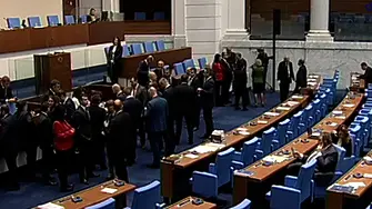 Българи с двойно гражданство ще могат да бъдат народни представители