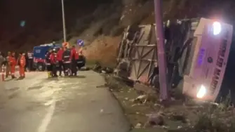 Катастрофа затруднява движението в прохода “Шипка”