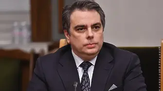 Асен Василев: Държавата трябва да спре да се управлява от слухове