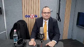 Петков отговори на Борисов: Няма да се наведем и не приемаме да ни чертаят червени линии
