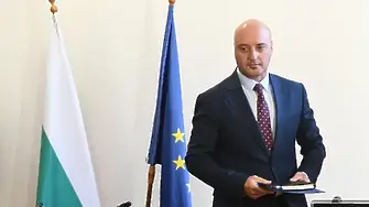 Надежда Йорданова: По действията и говоренето си Сарафов все повече започва да прилича на Гешев