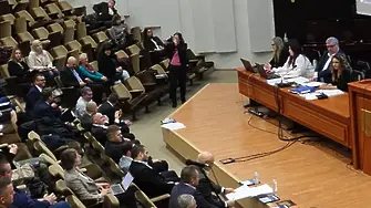 С минута мълчание започна сесията на Общинския съвет във Варна