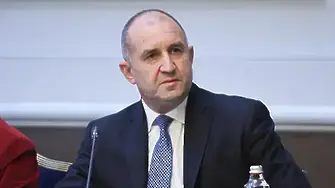 Весела Чернева: ЕС все по-трудно ще взема единодушни решения за външната си политика и отбрана