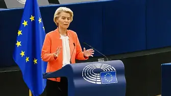 Фон дер Лайен поставя Украйна като червена линия за работа с крайната десница