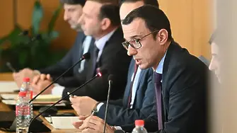 Терзиев в офанзива - ще иска ВАС да тълкува решението си за „Патриарха“