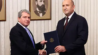 Президентът връчи третия мандат на ИТН, от партията заявиха, че започнат незабавно разговори за подкрепа