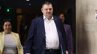Пеевски се зарече, че ще състави кабинет, когато формацията му е първа на вота
