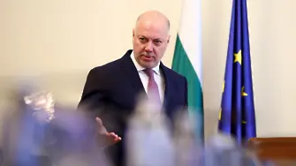 Премиерът свиква съвещание заради войната по пътищата
