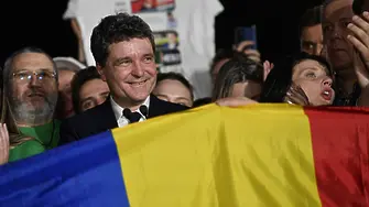 Проевропейският кандидат Никушор Дан спечели президентските избори в Румъния