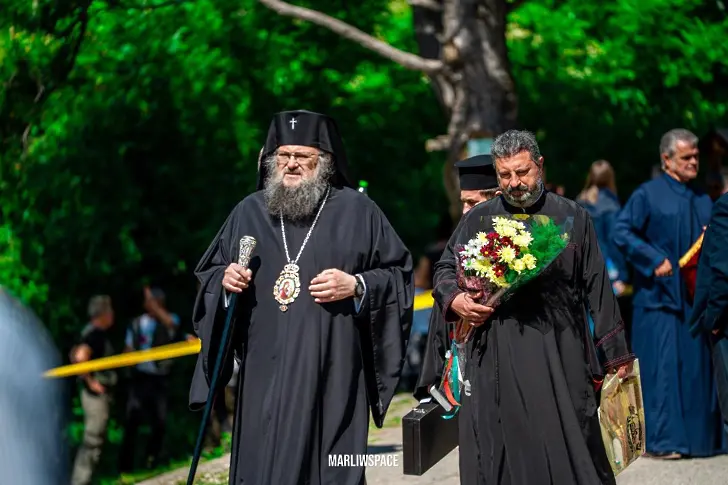 Сведохме глави пред подвига на Христо Ботев и неговата чета / снимки /