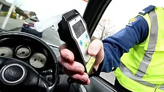 Задържаха 14-годишно момче с 1.48 промила алкохол зад волана