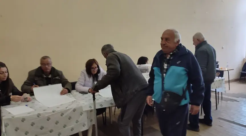 Близо 50 на сто вече избраха своя кмет на Черногорово