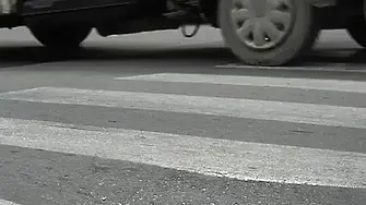 Шофьор блъсна две жени на пешеходна пътека в София