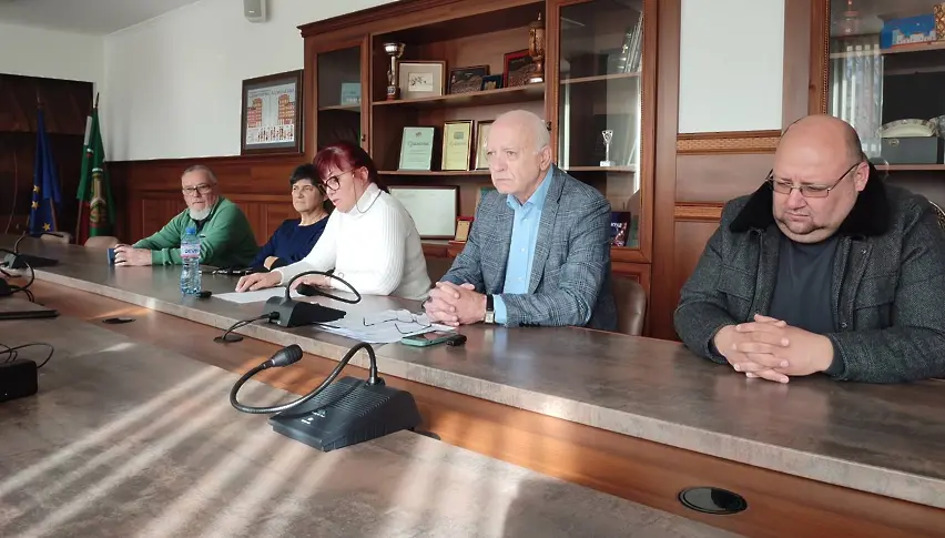 Санират още два блока в Димитровград