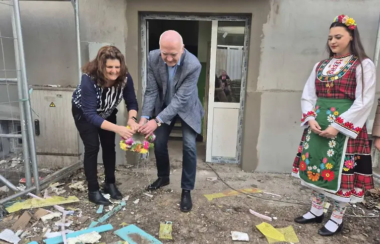 Санират още два блока в Димитровград