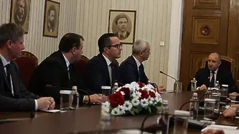 „Възраждане“ при президента: Избори през март са съвсем постижими