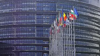 ЕП окончателно одобри забраната за внос на руски газ от 2027 г.