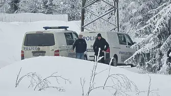 Простреляни в главата са мъжете от хижата в Петрохан