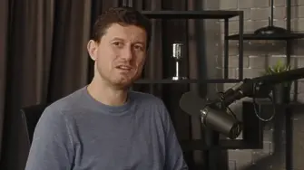 Светлин Наков: Съвременният будител, който научи България да програмира