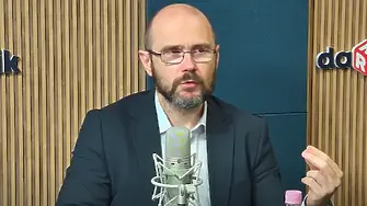 Кой е вицепремиерът и служебен министър на правосъдието Андрей Янкулов?