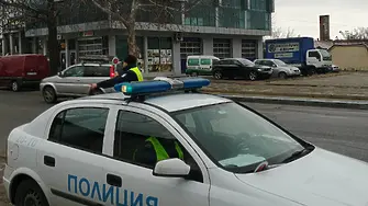 Двама са задържани за производство на наркотици