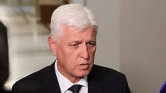 Димитър Стоянов: Нямаме опция за втора ръка F-16 или „Грипен“, търсим резервни части за МиГ-29
