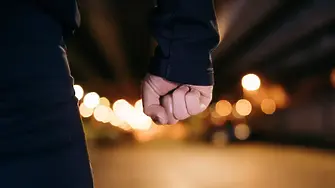 Пребиха мъж в парк в София