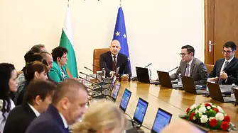 Румен Радев: В бюджет 2027 г. ще има увеличаване на заплатите на младите лекари