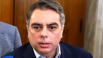 Асен Василев за потъналите кораби: Въпреки удвоения бюджет за армията, няма адекватна защита на българските граждани 